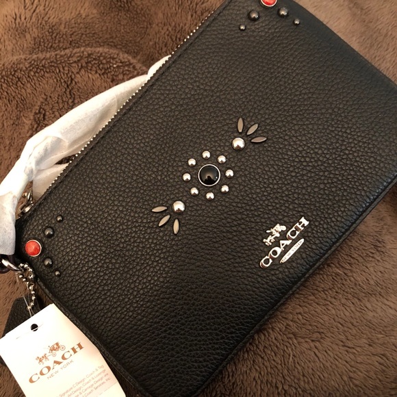 NWT Coach RARE western rivets wristlet!! - Picture 2 of 9
